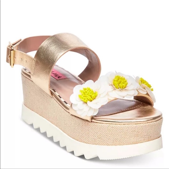 Betsey Johnson Shoes - Betsey Johnson Y2K floral platform sandals ( 7.5 )